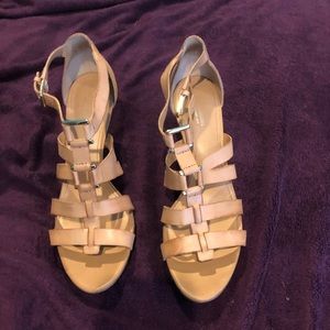 Naturalizer Dafny, caravan sand